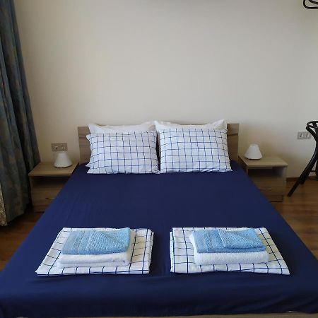 Hotel Stefi House Veliko Tărnovo Esterno foto